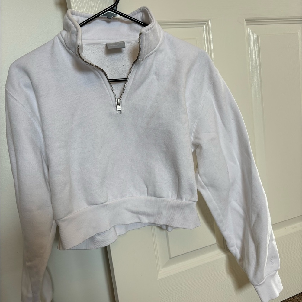 White cropped Aritzia sweater